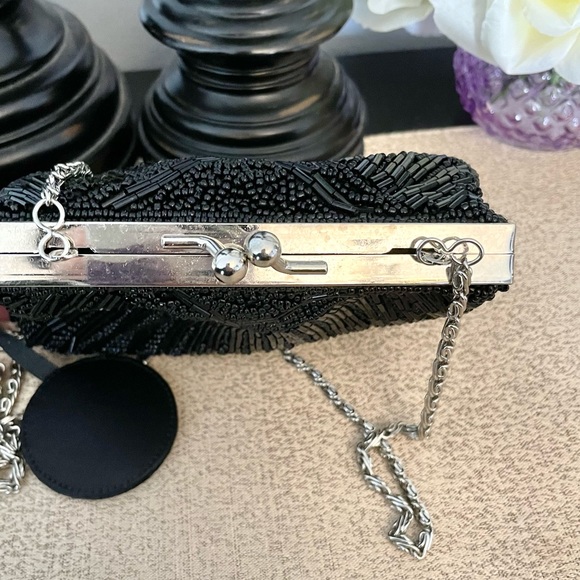 Sequin Beaded Convertible Crossbody Evening Clutch Purse - Picture 6 of 12